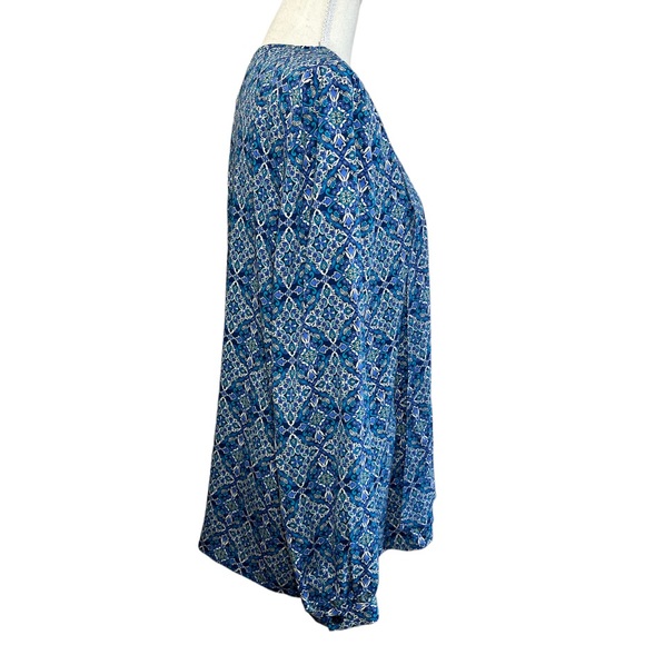 NWT Chico’s blue medallion print draped flounce front blouse size large - Picture 12 of 16